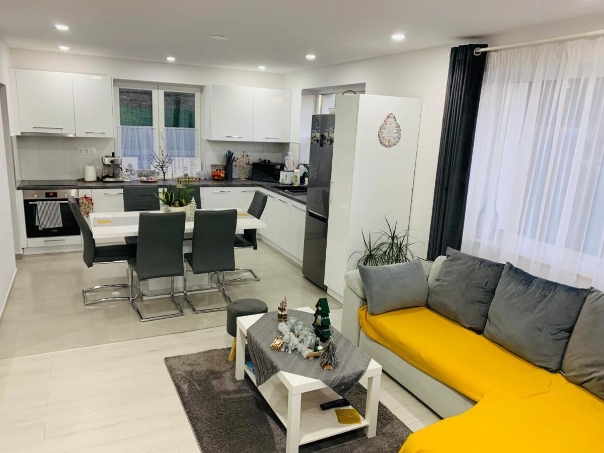 Viktoria House Villa Одореу Секуеш Екстериор снимка